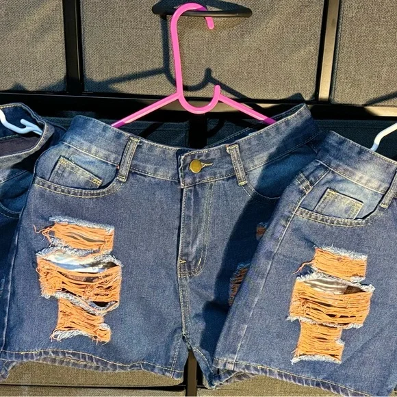 - 125 ITEMS ALL FOR ONE PRICEOR BUY INDIVIDUAL ACCEPTING ALL REASONABLE OFFERS